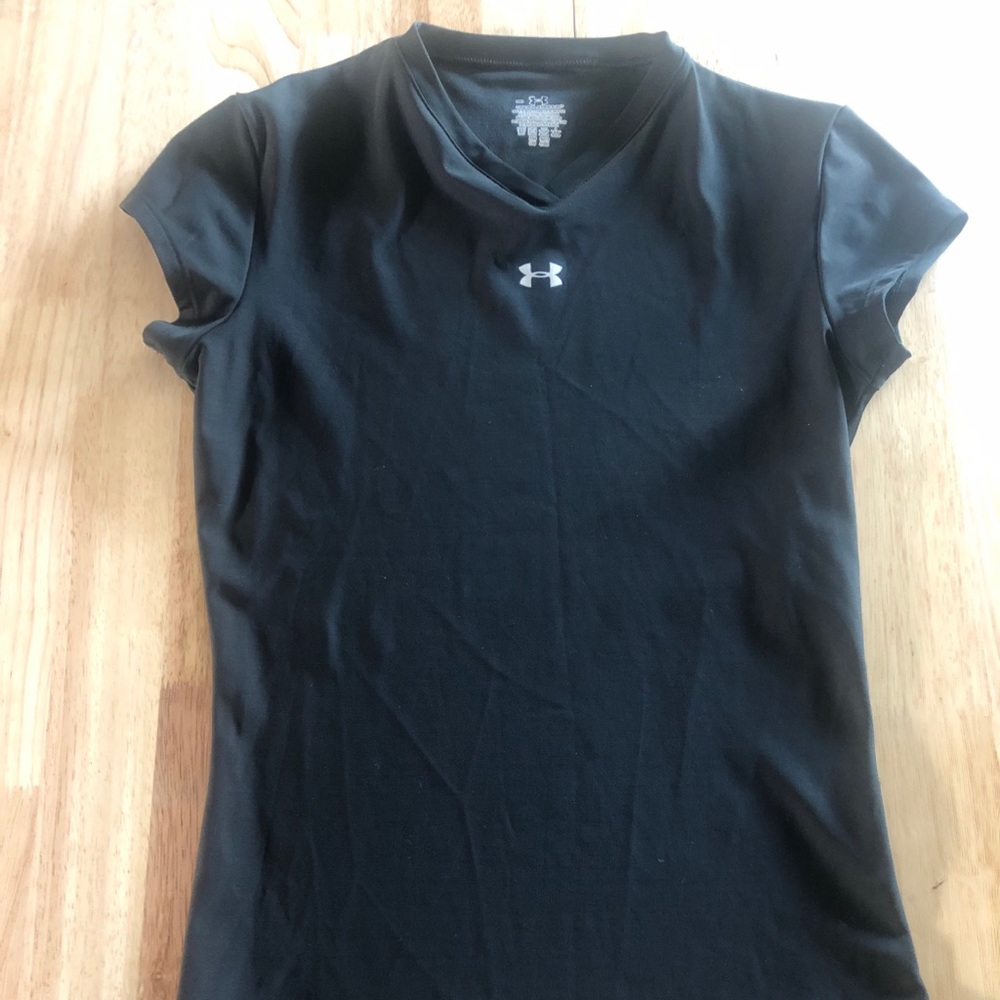 Under armor workout shirt